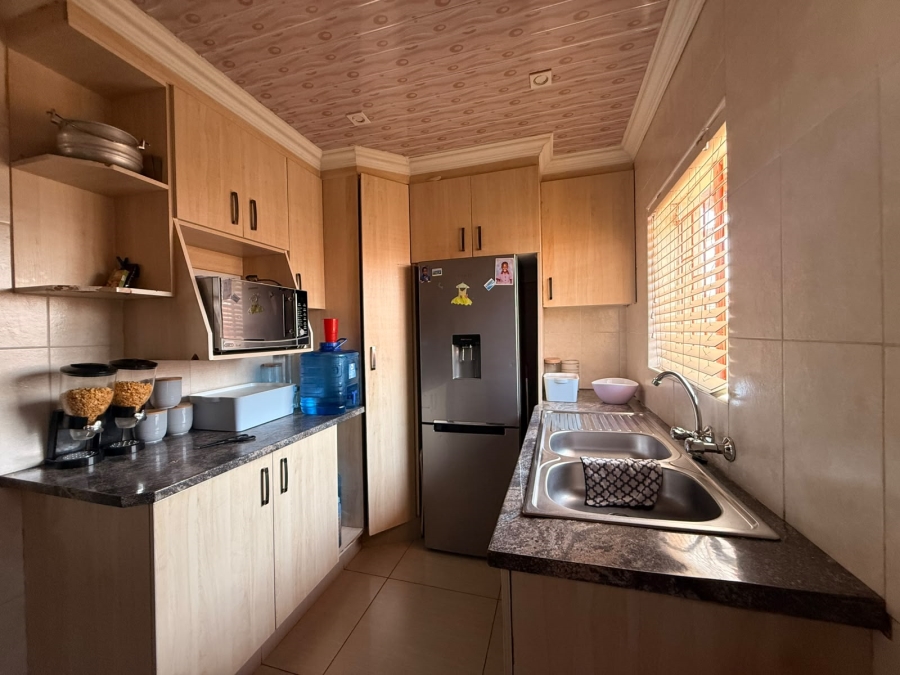 3 Bedroom Property for Sale in Tlhabane West North West